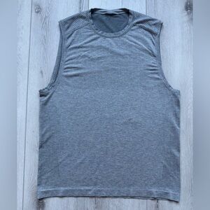 Lululemon Metal Vent Tech Sleeveless Shirt
Size L